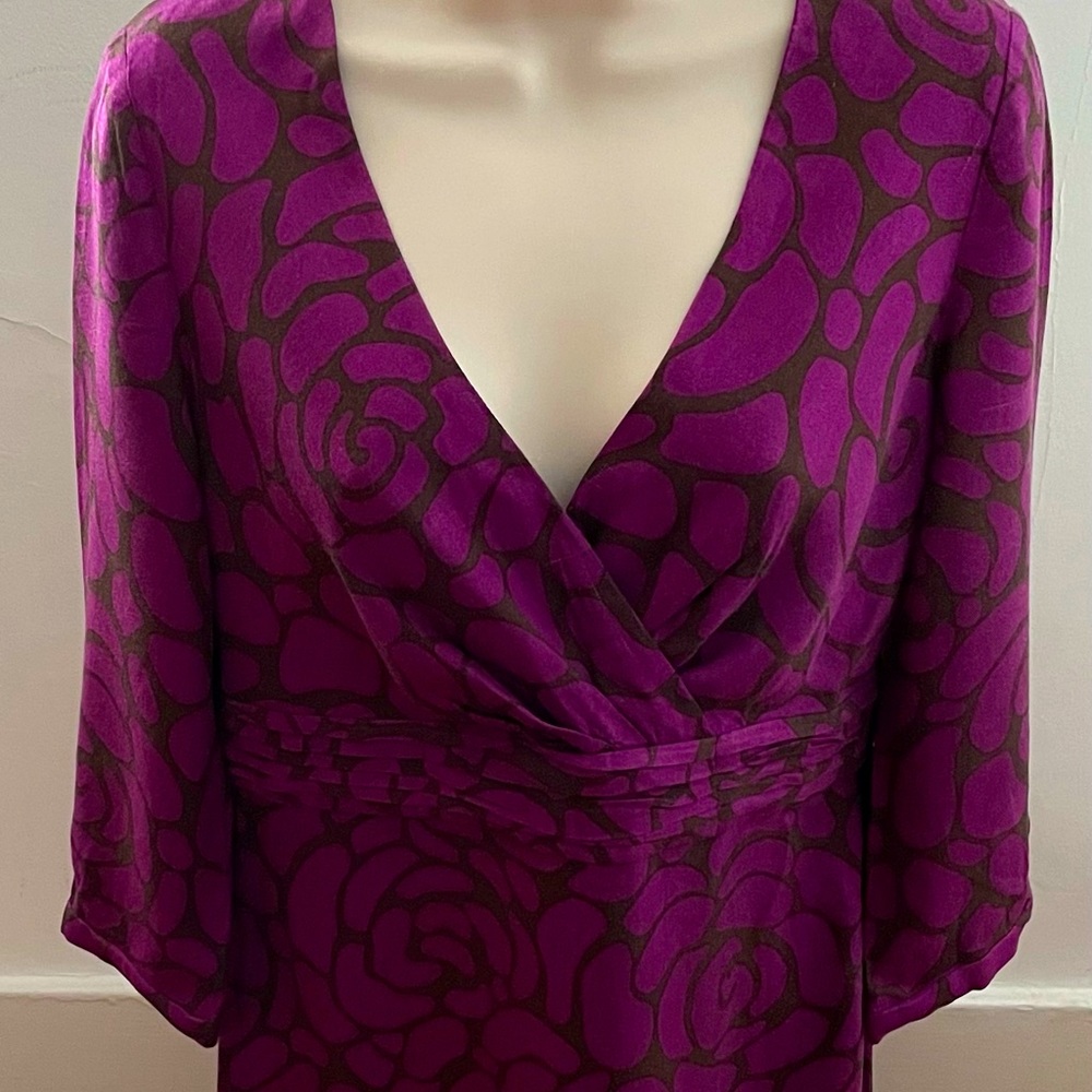Boden purple black floral geometric print V-neck shift mini dress, size 6 preppy